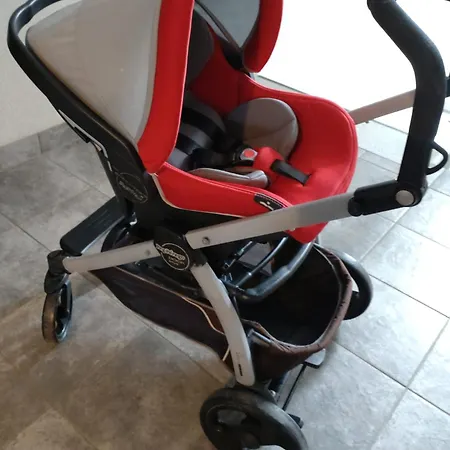 Saknes アパート *